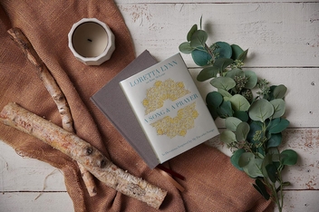 Паперова книга «A Song and A Prayer», авторів Лоретта Лінн, Кім Маклін - фото №5 - мініатюра