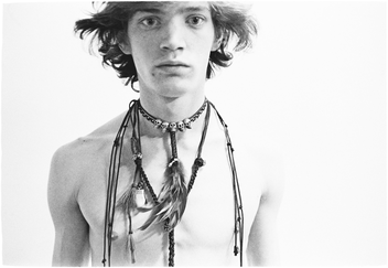 Паперова книга «Patti Smith 1969-1976» - фото №4 - мініатюра