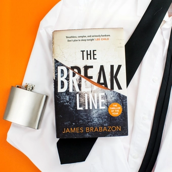 Бумажная книга «The Break Line», автор Джеймс Брабазон - фото №3 - миниатюра