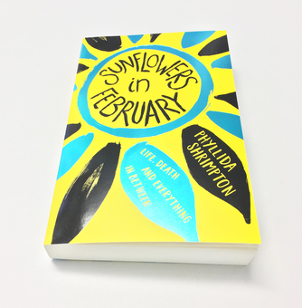 Паперова книга «Sunflowers in February», автор Филліда Шрімптон - фото №4 - мініатюра