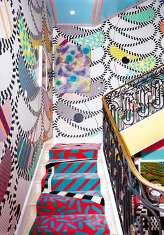 Паперова книга «More is More. Memphis, Maximalism, and New Wave Design» - фото №4 - мініатюра