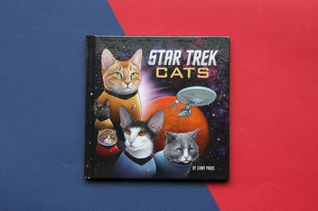 Бумажная книга «Star Trek Cats», автор Дженни Паркс - фото №3 - миниатюра