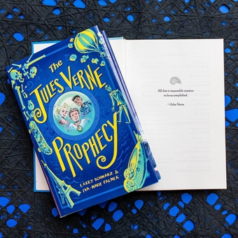 Паперова книга «The Jules Verne Prophecy», авторів Іва-Марі Палмер, Ларрі Шварц - фото №4 - мініатюра