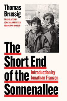 Бумажная книга «The Short End of the Sonnenallee», автор Томас Бруссиг - фото №1 - миниатюра