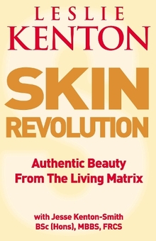 Бумажная книга «Skin Revolution» - фото №1 - миниатюра