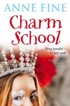 Паперова книга «Charm School», автор Енн Файн - фото №1 - мініатюра
