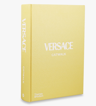 Паперова книга «Versace Catwalk. The Complete Collections», автор Тім Бленкс - фото №2 - мініатюра
