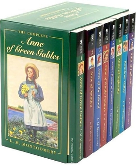 Бумажная книга «Anne of Green Gables, Complete 8-Book Box Set», автор Люси Мод Монтгомери - фото №2 - миниатюра