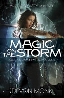 Паперова книга «Magic on the Storm», автор Девон Монк - фото №1 - мініатюра