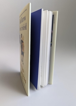 Бумажная книга «With You Every Step: A Celebration of Friendship», авторов Кевин Синфилд, Роб Берроу - фото №3 - миниатюра