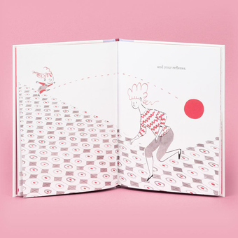 Паперова книга «Mom and Me, Me and Mom», автор Міґель Танко - фото №3 - мініатюра