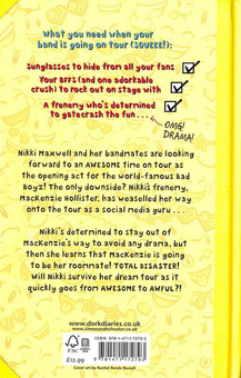 Паперова книга «Dork Diaries: Spectacular Superstar», автор Рейчел Рене Рассел - фото №2 - мініатюра