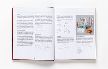 Бумажная книга «The Art of the Fold. How to Make Innovative Books and Paper Structures», автор Кайл Хеди - фото №6 - миниатюра