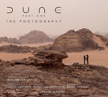 Бумажная книга «Dune. Part One. The Photography», автор Чиабелла Джеймс - фото №1 - миниатюра