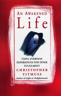 Бумажная книга «An Awakened Life», автор Кристофер Титмусс - фото №1 - миниатюра