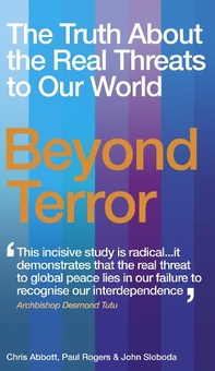 Паперова книга «Beyond Terror : The Truth About the Real Threats to Our World», автор Кріс Ебботт - фото №1 - мініатюра