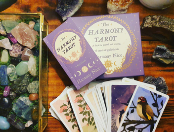 Паперова книга «The Harmony Tarot. A deck for growth and healing» - фото №6 - мініатюра