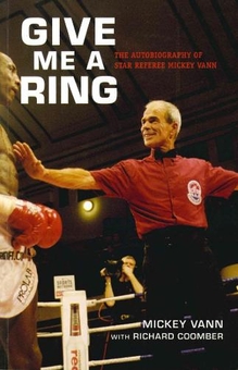 Бумажная книга «Give Me A Ring», автор Микки Ванн - фото №1 - миниатюра