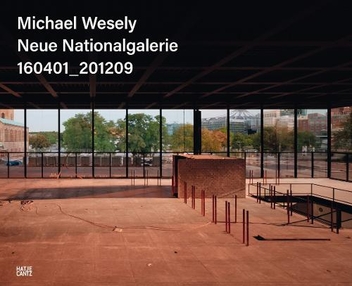 Бумажная книга «Michael Wesely. Neue Nationalgalerie. 160401_201209», авторов Томас Вески, Александр Шварц, Иоахим Йегер - фото №1 - миниатюра