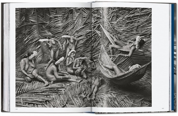 Паперова книга «Sebastião Salgado. Amazônia» - фото №10 - мініатюра