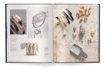 Бумажная книга «The Wonderful World of Women's Watches: Beauty Beyond Time», автор Ронда Риш - фото №10 - миниатюра
