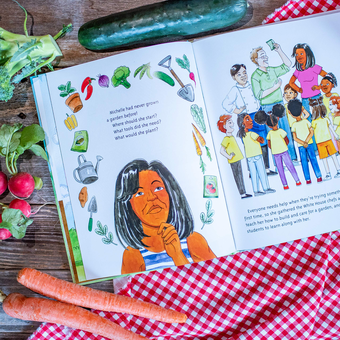 Паперова книга «Michelle's Garden. How the First Lady Planted Seeds of Change», автор Шарі Міллер - фото №2 - мініатюра
