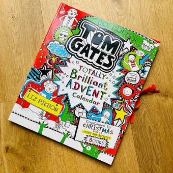 Паперова книга «Tom Gates Advent Calendar Book Collection», автор Ліз Пічон - фото №2 - мініатюра