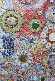 Паперова книга «Gaudi Mosaic» - фото №1 - мініатюра