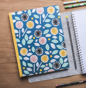 Бумажная книга «Lorena Siminovich Deluxe Spiral Notebook» - фото №2 - миниатюра