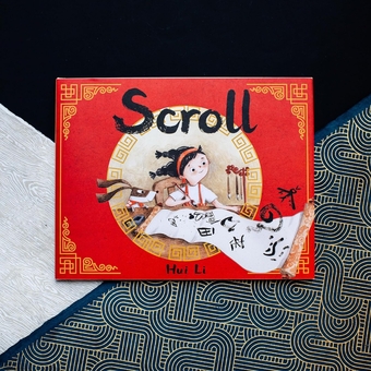 Бумажная книга «Scroll», автор Хуэй Ли - фото №3 - миниатюра