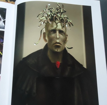 Бумажная книга «Dark Shepherd. The Art of Fred Gambino», автор Фред Гамбино - фото №12 - миниатюра