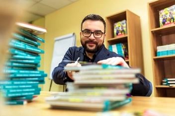 Бумажная книга «Сніданки в саду», авторов Руслан Сеничкин, Наталия Пидлисна - фото №7 - миниатюра