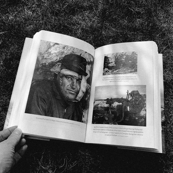 Паперова книга «Three Days In June», автор Джеймс О'Коннелл - фото №5 - мініатюра