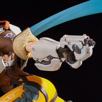  «Статуэтка Blizzard Overwatch Tracer Statue (B61564)», бренду Blizzard - фото №5 - мініатюра