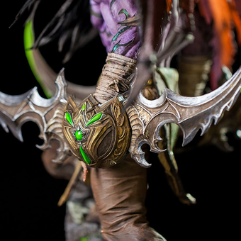  «Статуэтка Blizzard World of Warcraft Illidan Statue (B62017)», бренда Blizzard - фото №3 - миниатюра