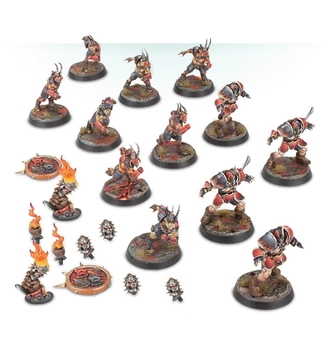  «Набор миниатюр Games Workshop Blood Bowl: the Doom Lords (99120901001)», бренда Games Workshop - фото №3 - миниатюра