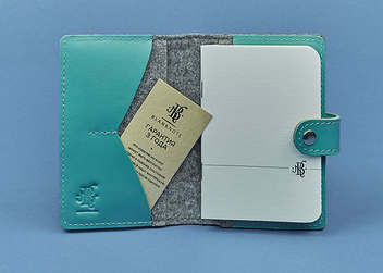 «Обложка для паспорта BlankNote 3.0 Фетр Тиффани (BN-OP-3-felt-tiffany)», бренда BlankNote - фото №4 - миниатюра