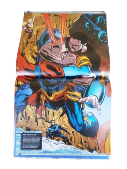 Паперова книга «DC Comics Year by Year. A Visual Chronicle. Updated Edition (+ 2 эксклюзивных плаката) », авторів Деніел Уоллес, Меттью К. Меннінг, Алан Коусілл, Алекс Ірвін, Майкл МакЕвенні - фото №8 - мініатюра