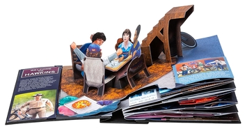 Паперова книга «Stranger Things: The Ultimate Pop-Up Book» - фото №2 - мініатюра