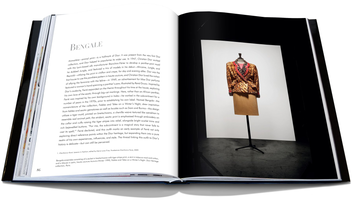 Паперова книга «Dior by Gianfranco Ferre», авторів Александер Ф'юрі, Лазіз Амані - фото №10 - мініатюра