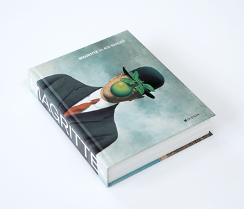 Паперова книга «Magritte in 400 images», автор Джулі Васедж - фото №2 - мініатюра