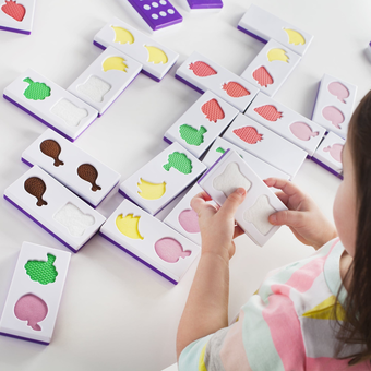  «Тактильное домино Guidecraft Manipulatives Продукты (G5056) », бренда Guidecraft - фото №4 - миниатюра