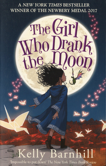 Бумажная книга «The Girl Who Drank the Moon», автор Келли Барнхилл - фото №1 - миниатюра