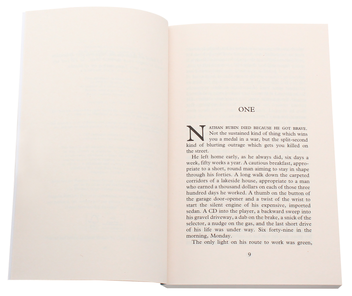 Паперова книга «Die Trying», автор Лі Чайлд - фото №4 - мініатюра