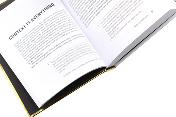 Паперова книга «Alchemy: The Surprising Power of Ideas That Don't Make Sense», автор Рорі Сазерленд - фото №6 - мініатюра