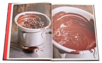 Бумажная книга «Chocolate», автор Молли Бэйкс - фото №5 - миниатюра