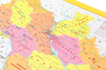 Бумажная книга «Історико-географічні землі України. 1:3 000 000» - фото №6 - миниатюра