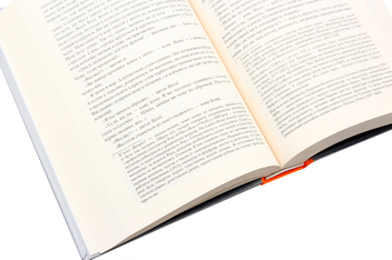 Бумажная книга «Все літо наче день один. 100 оповідань. Том перший: у двох книгах. Книга 2», автор Рэй Брэдбери - фото №6 - миниатюра