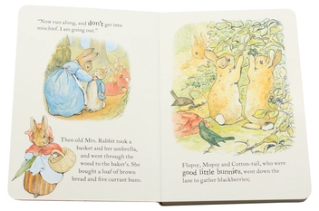 Бумажная книга «The Tale of Peter Rabbit», автор Беатрис Поттер - фото №6 - миниатюра