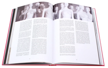 Паперова книга «In progress. Fashion of Ukraine since 1991», автор Зоя Звиняцьківська - фото №19 - мініатюра